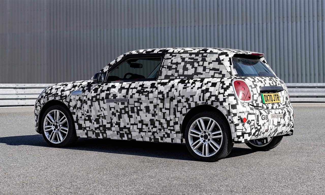 Protótipo camuflado Mini Hatch 3 portas 2023 2024