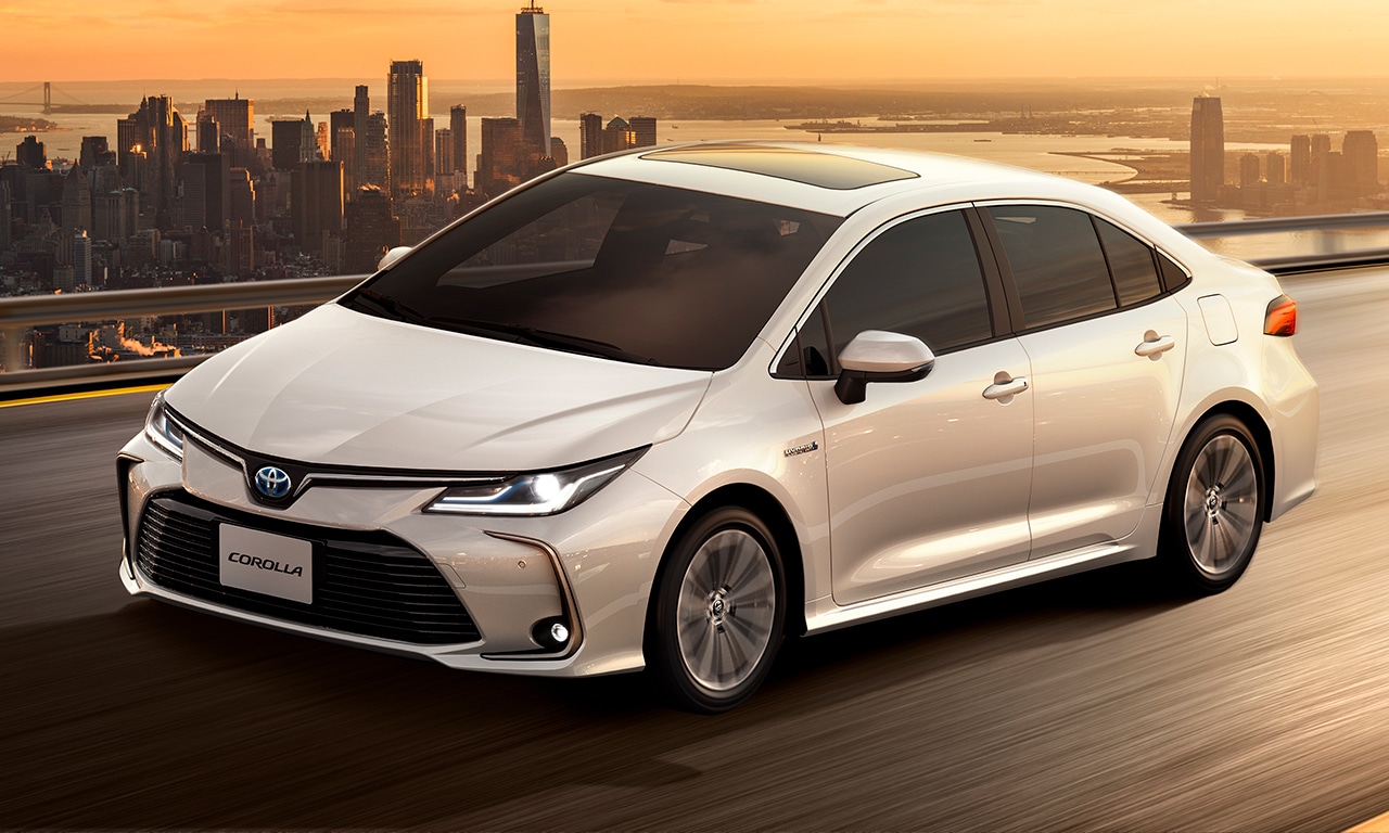 Toyota Corolla e Corolla Cross chegam como linha 2023