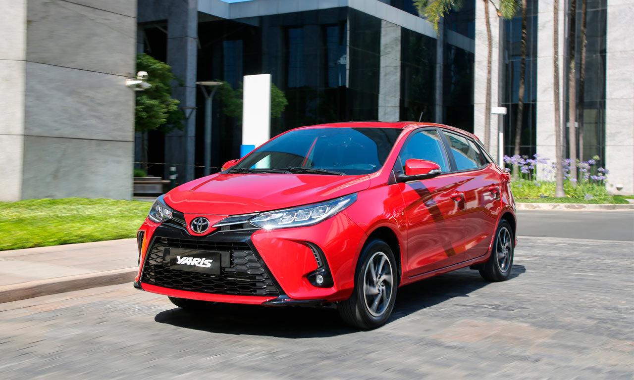 Toyota Yaris 2023 XLS