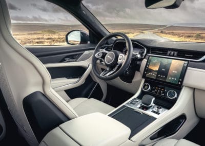 interior Jaguar F-Pace SVR 2022