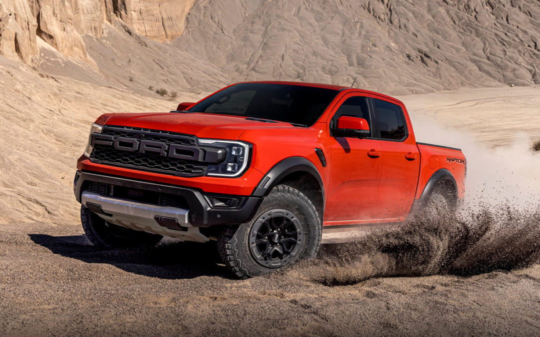 Ford Ranger Raptor 2023 estreia com V6 de quase 400 cv