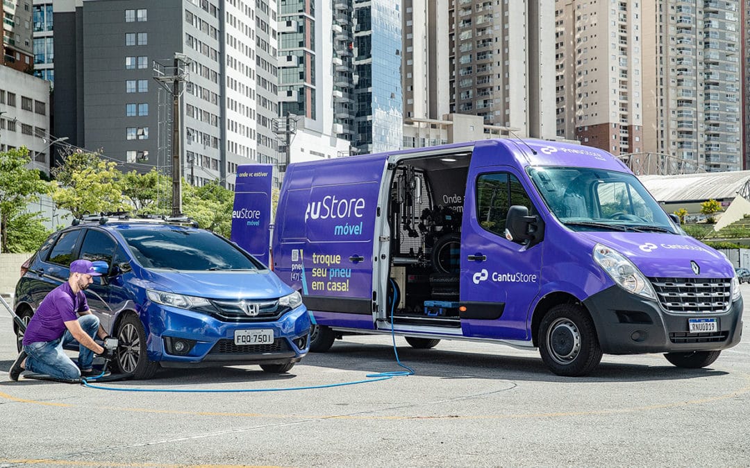 Empresa oferece serviço móvel de montagem de pneus