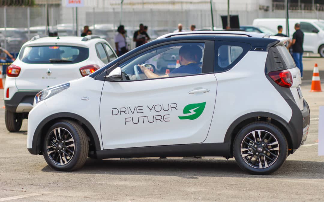 5 mil veículos elétricos e híbridos foram emplacados no Brasil em novembro
