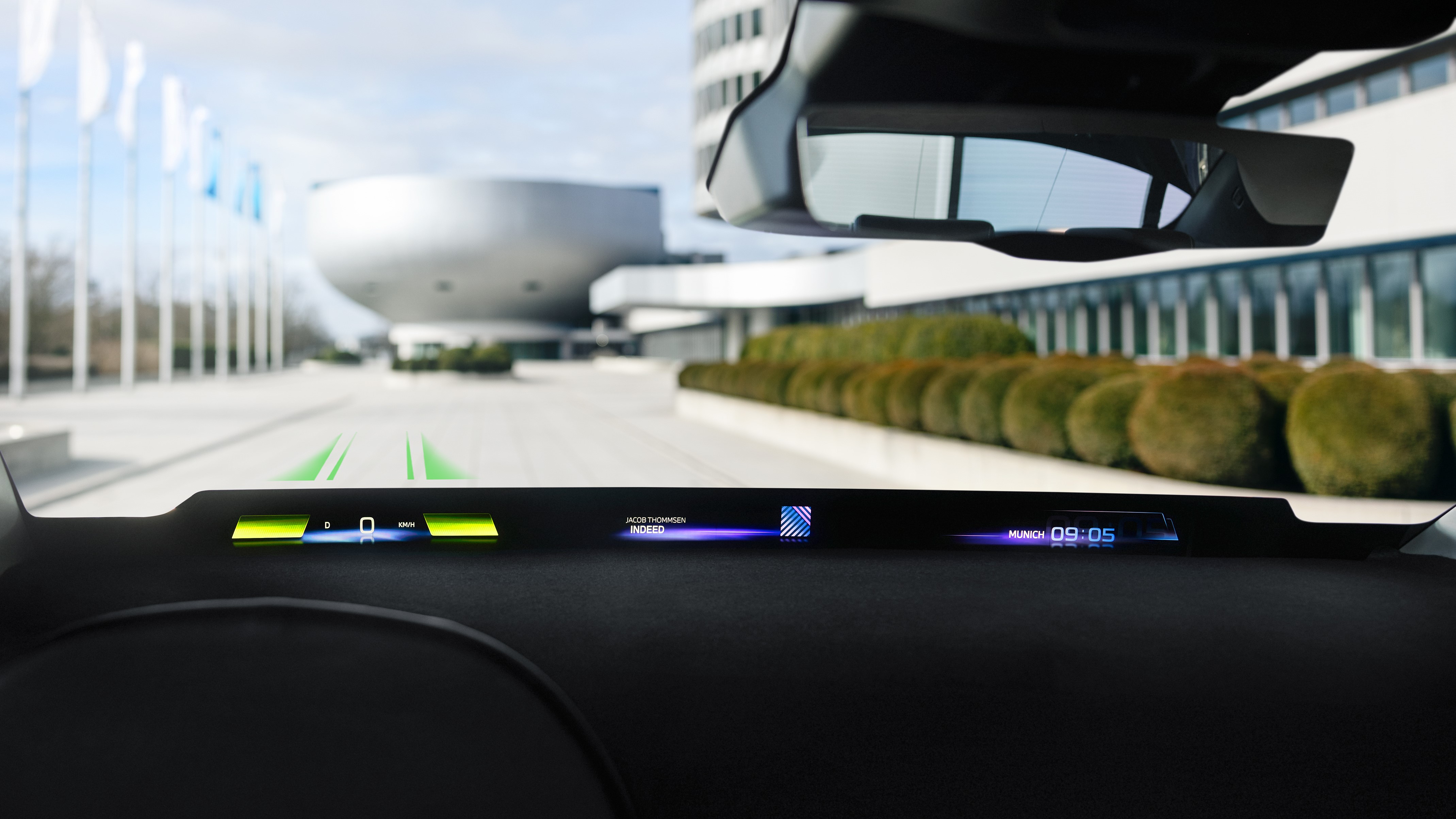 bmw-ter-head-up-display-panor-mico-em-2025