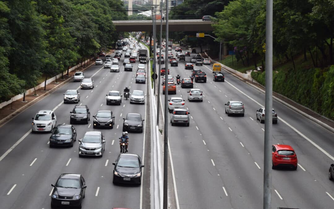 Licenciamento 2023: onde fazer, quanto custa e mais