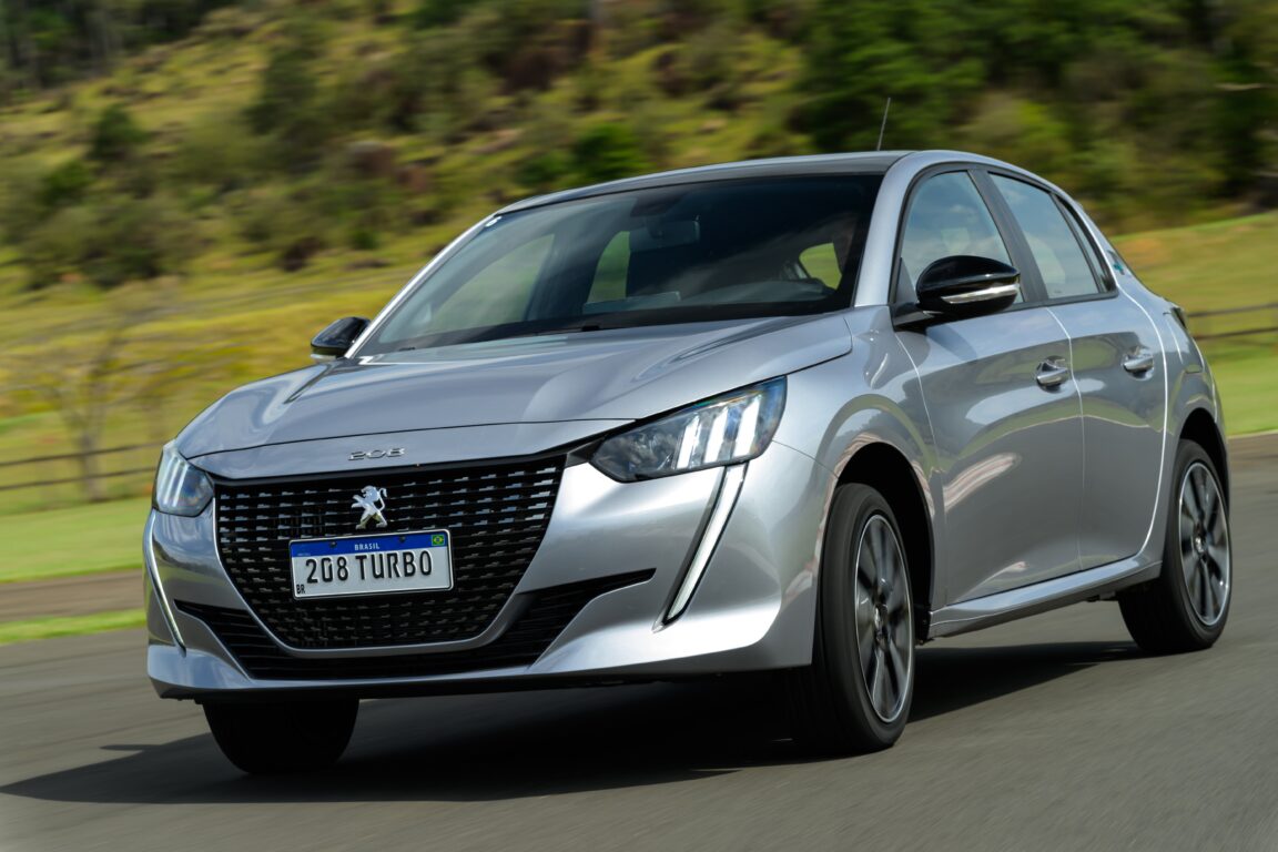 Peugeot 208 ganha motor turbo de 130 cv a partir de R$ 99,9 mil