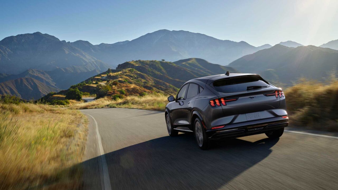 Ford Mustang Mach-E GT Performance chega ao Brasil por R$ 486 mil; veja equipamentos