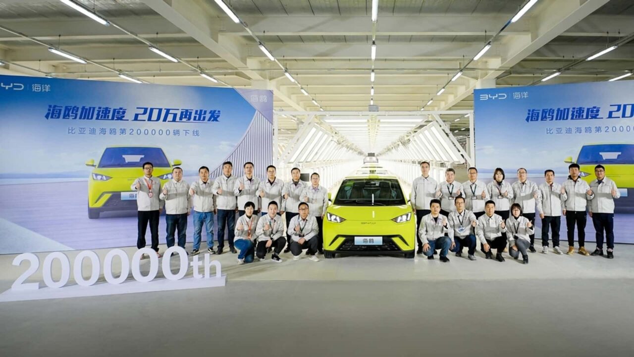 Esperado para o Brasil, BYD Seagull chega à marca de 200 mil unidades produzidas