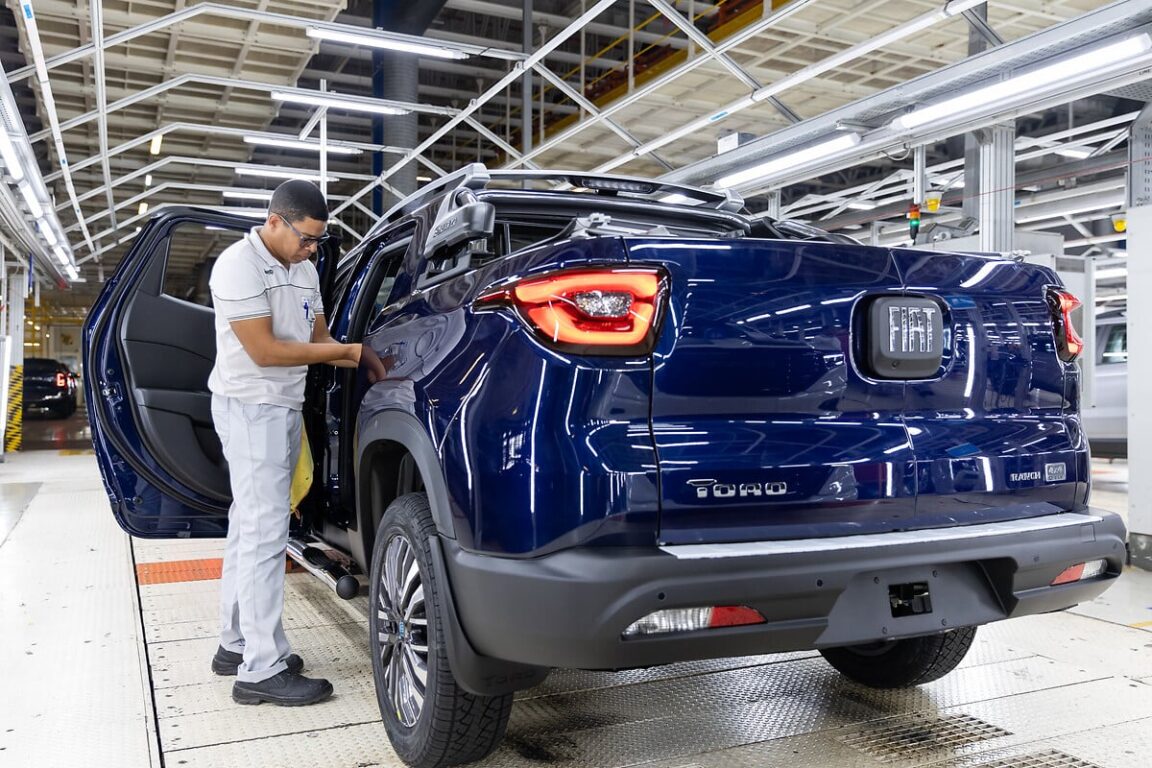 Fiat Toro chega à marca de 500 mil unidades produzidas em Pernambuco