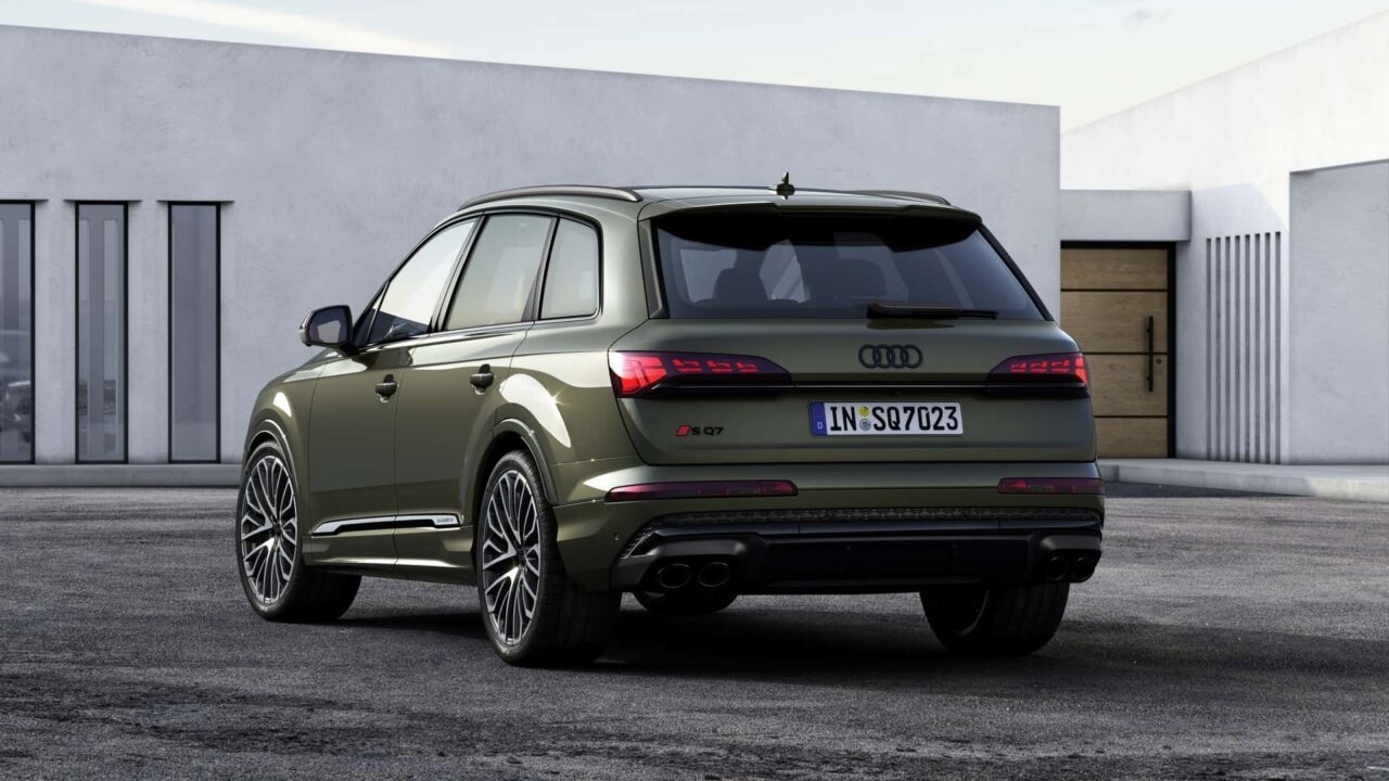 Audi Q7 2025 ganha novo visual na Europa: conheça