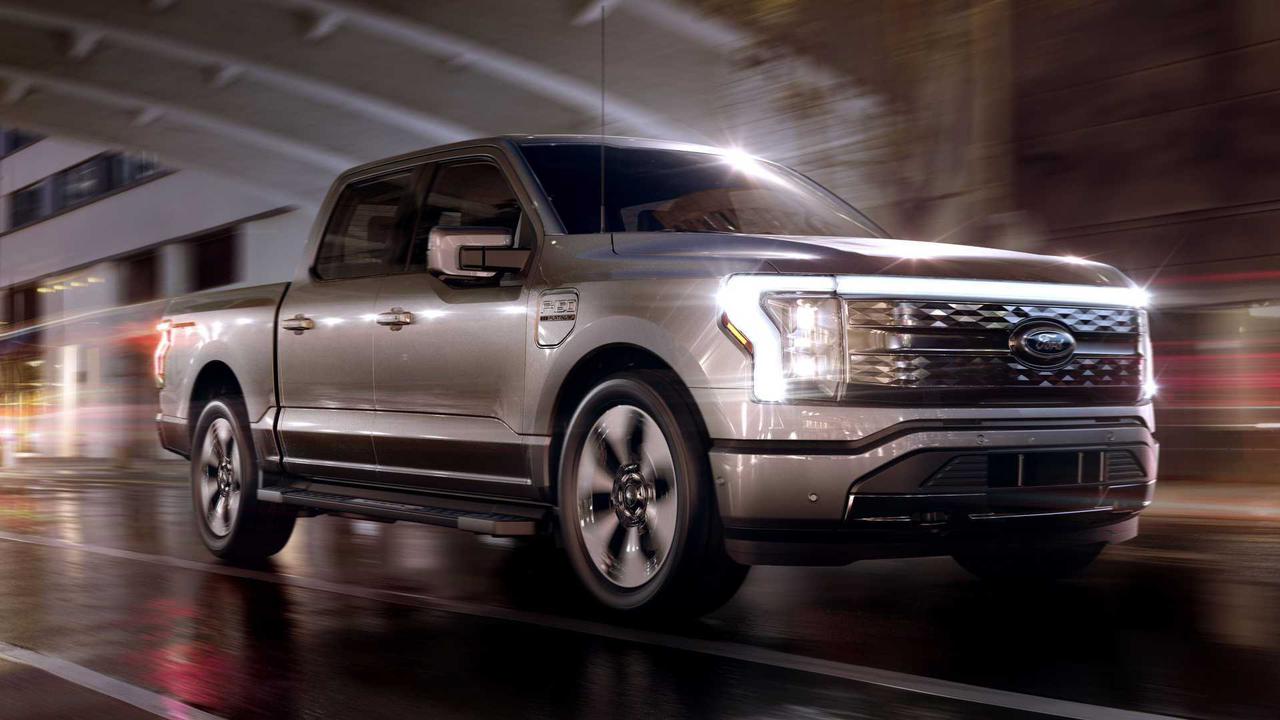 Ford vai reduzir produção da F-150 elétrica e aumentar linha do Bronco e Ranger