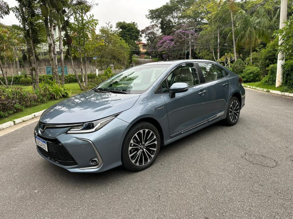 Corolla Altis Hybrid 2024: tudo sobre as mudanças do sedã líder em vendas (Marcos Camargo)