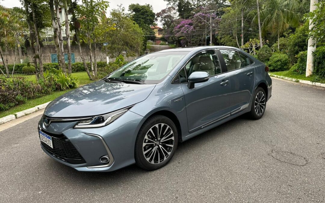 Corolla Altis Hybrid 2024: tudo sobre as mudanças do sedã líder em vendas