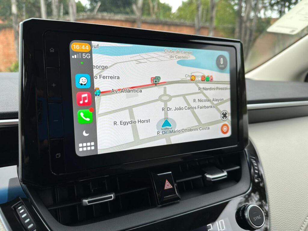 Apple Car Play conectado a central multimídia (Marcos Camargo)