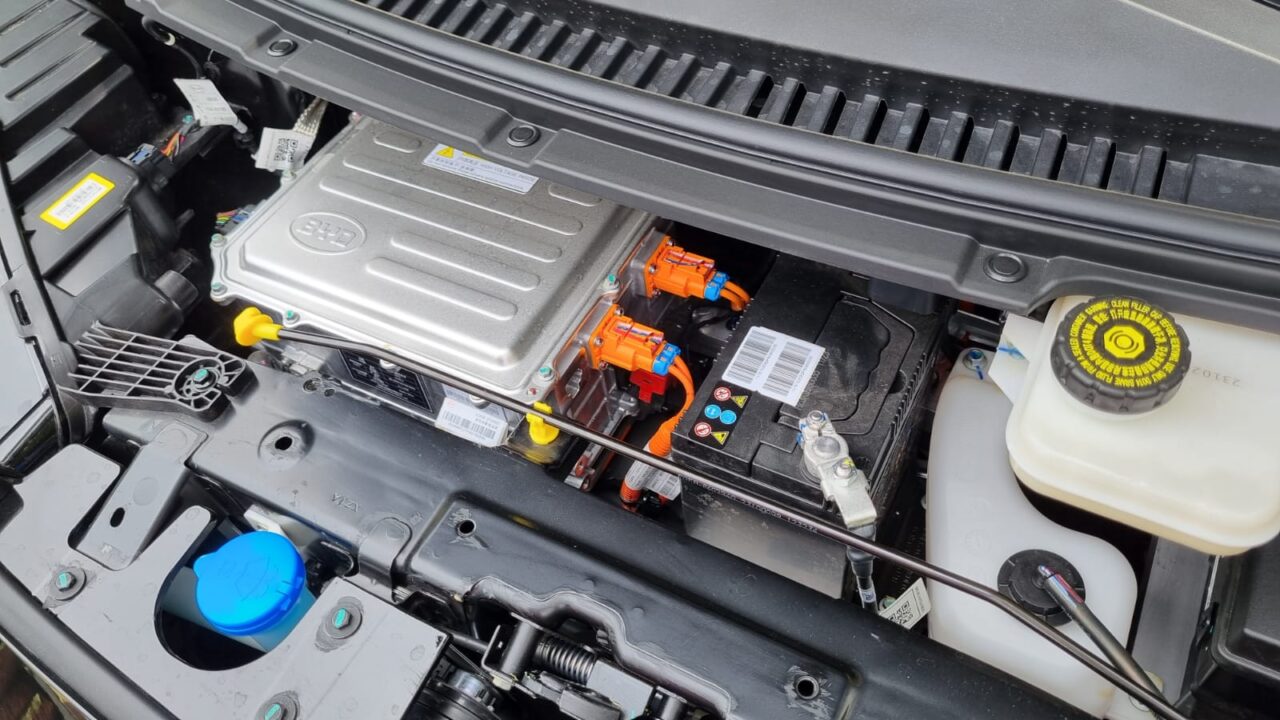 BYD Dolphin Mini estreia por R$ 89,9 mil e promete incomodar Onix, 208 e HB20