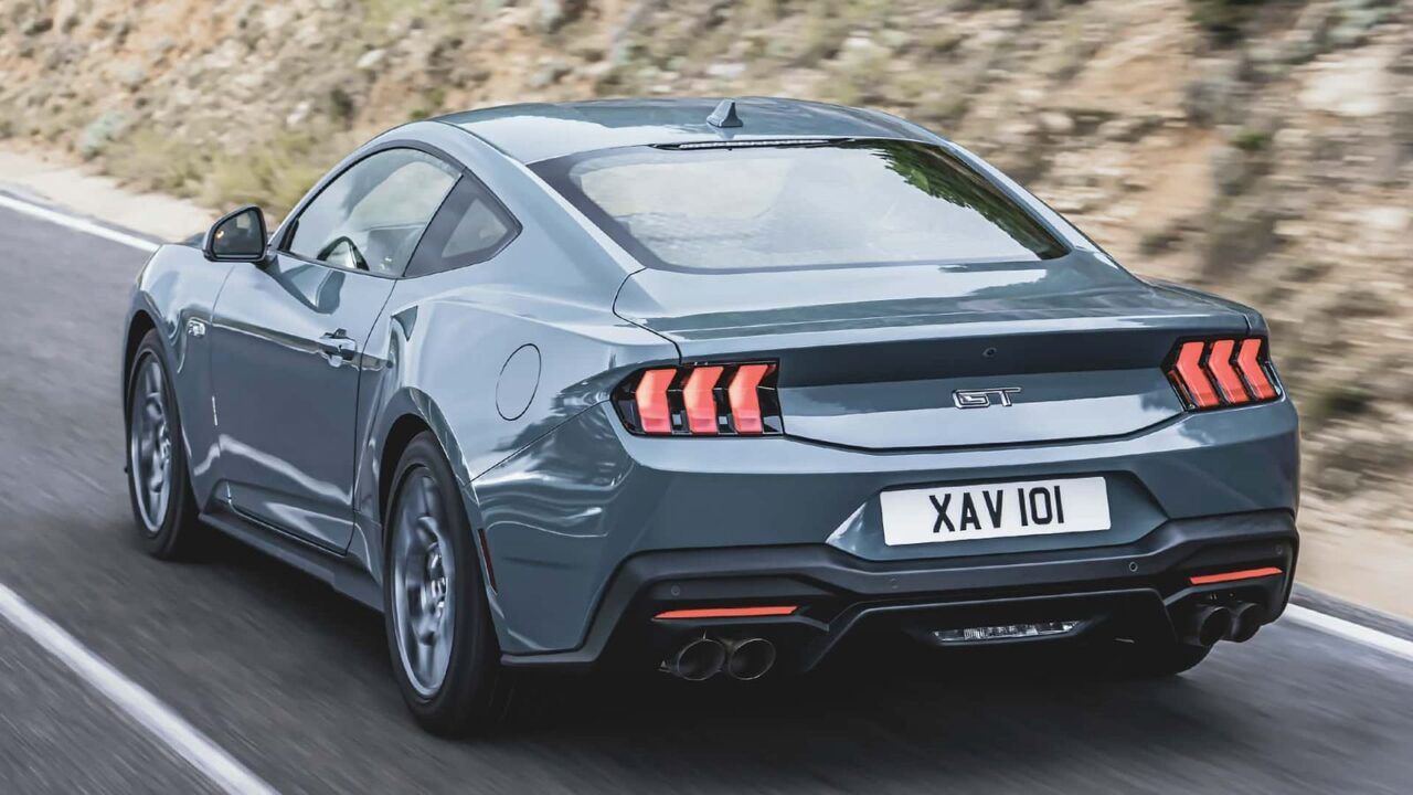 Novo Mustang chega à Europa com V8 mais fraco e a culpa é da legislação  