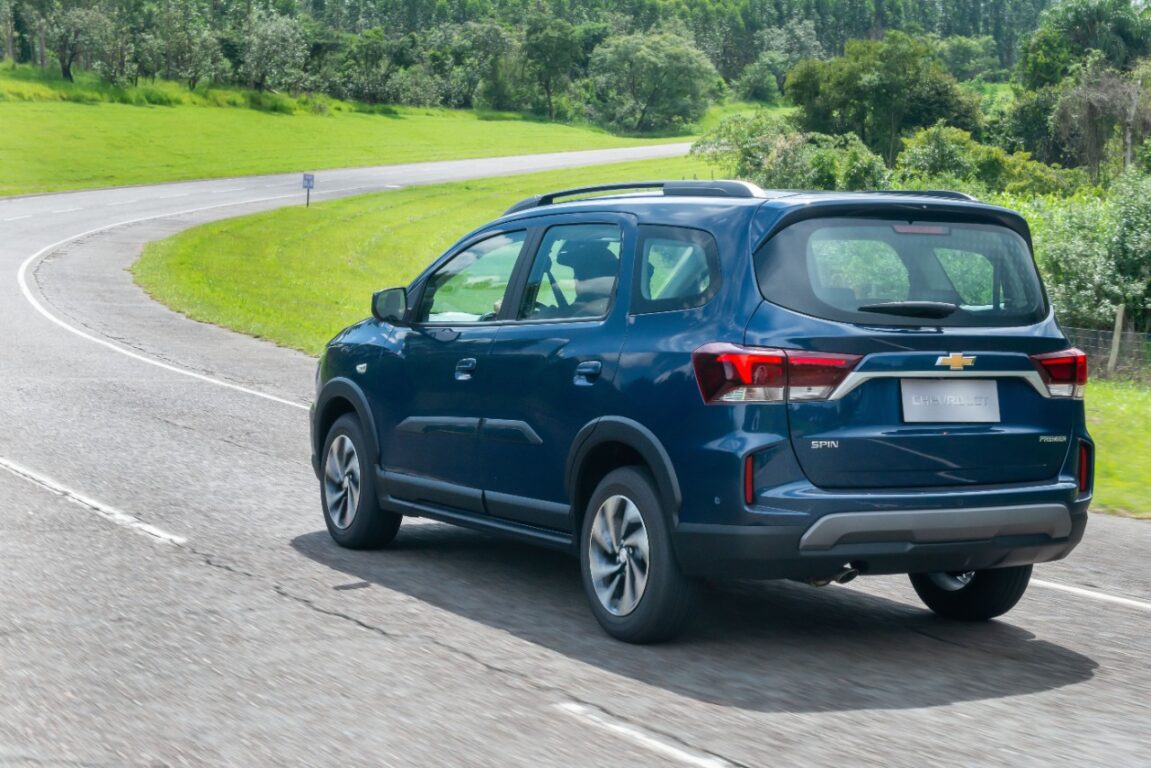 Chevrolet Spin 2025 será vendida em três versões, mas ainda não tem preço