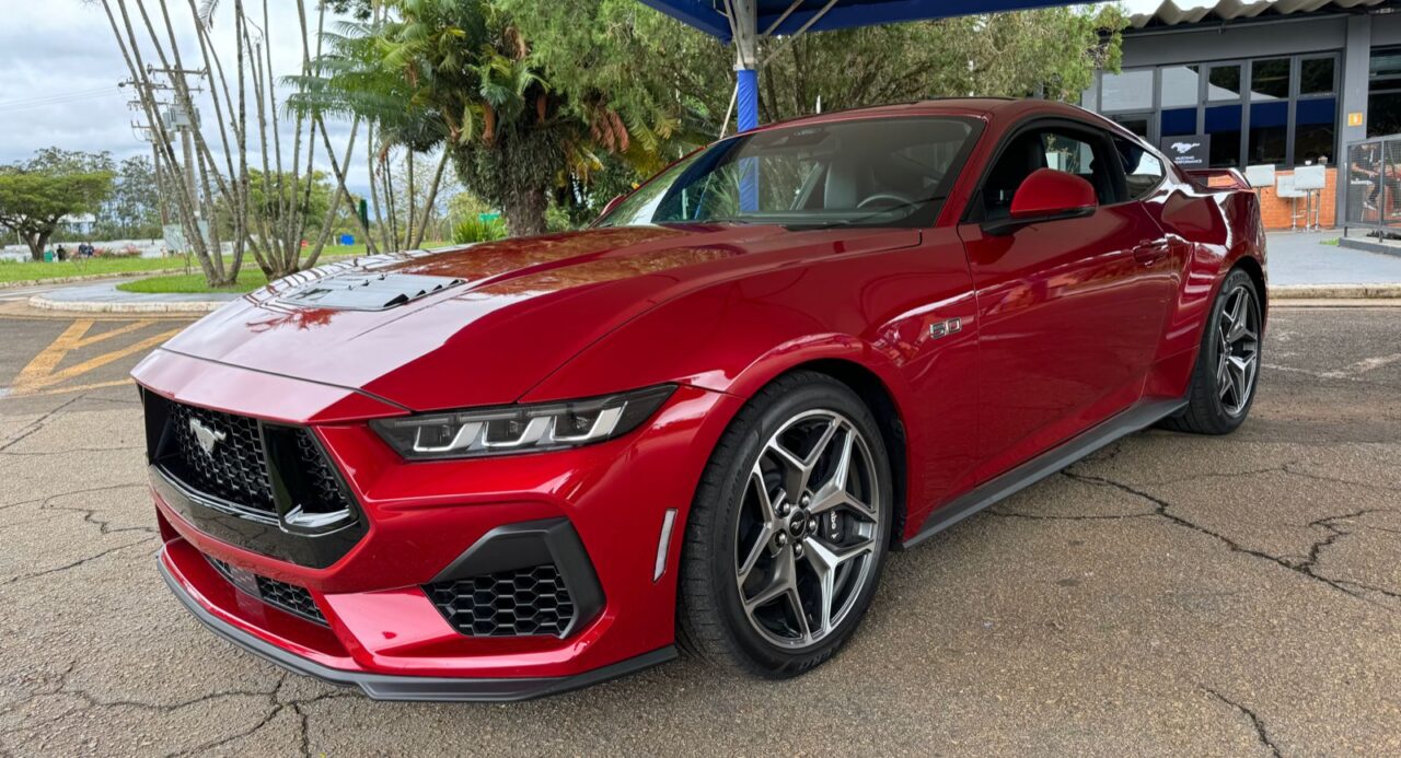 Ford Mustang GT Performance estreia com V8 de 588cv: veja o preço 