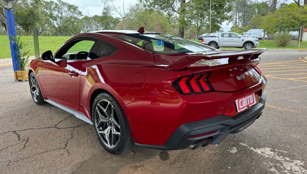 Ford Mustang GT Performance estreia com V8 de 588cv: veja o preço 