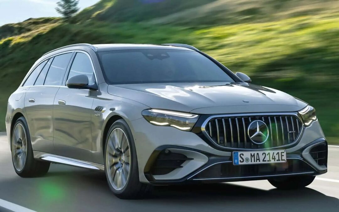 Mercedes-AMG E53 2024 ganha versão híbrida de 612 cv