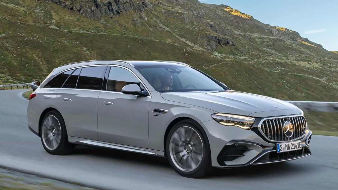 Mercedes-AMG E53 2024 ganha versão híbrida de 612 cv