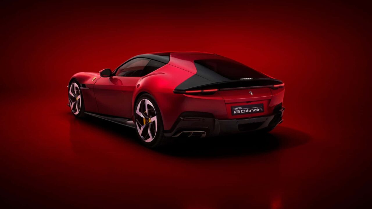 V12: Ferrari lança 12Cilindri com 830cv e 0-100 em menos de 3 segundos