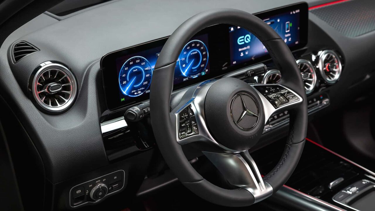Mercedes EQA e EQB recebem atualização e ficam mais baratos: veja o que muda
