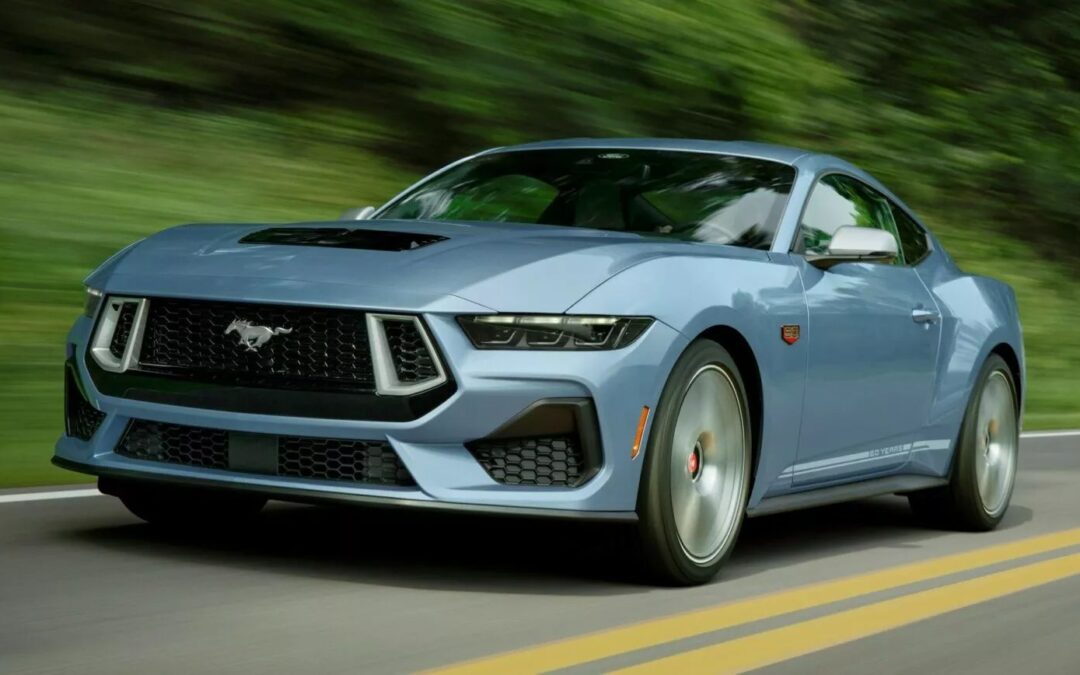 Ford lança Mustang em “Azul Britânico” para comemorar 60 Anos