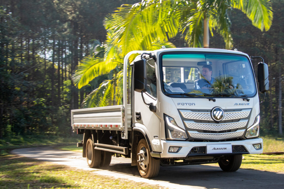 Foton inicia vendas do Aumark S 315 MT no Brasil