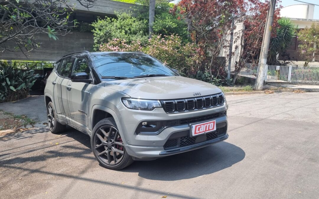 Jeep Compass soma 35,3 mil unidades vendidas este ano e lidera segmento mas híbridos são ameaça