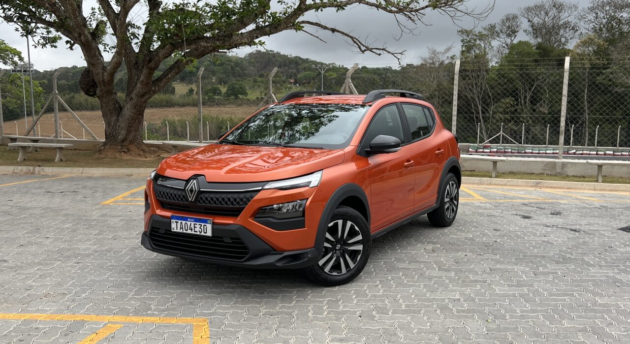 Renault Kardian passa a ter versão com câmbio manual por R$ 106.990