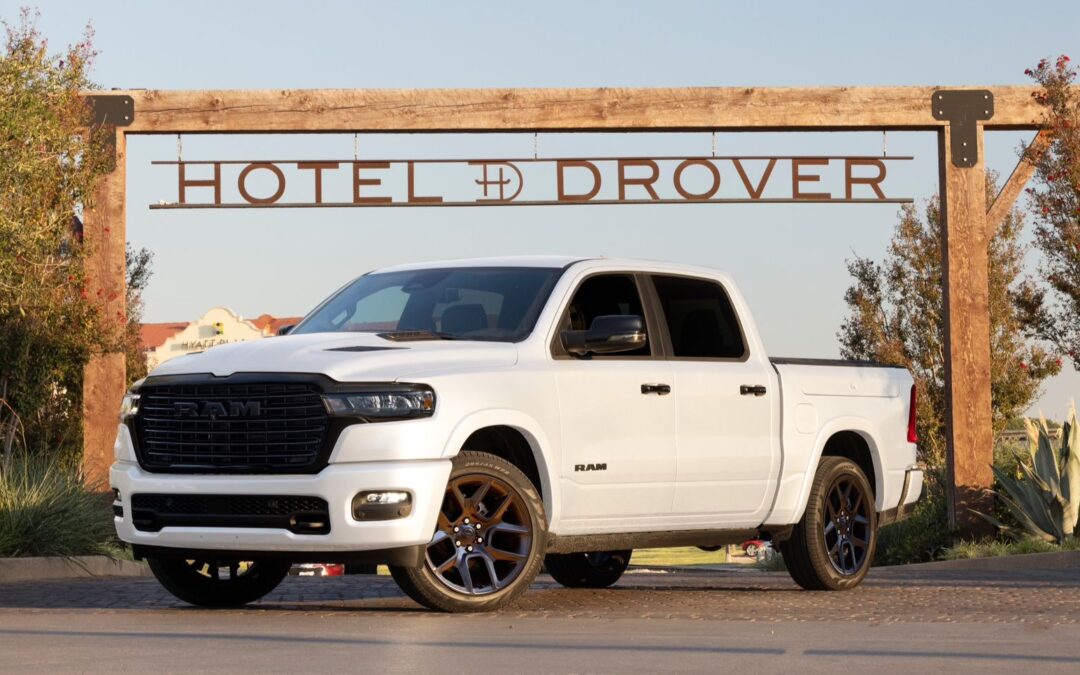 CEO da Ram indica que motor V8 da picape 1500 pode voltar