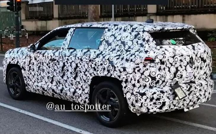 Novo Jeep Compass é flagrado na Europa; veja imagens