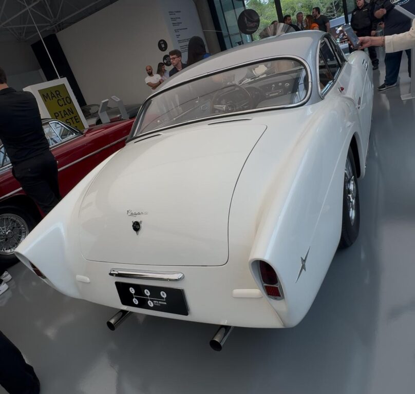 Pegaso-Z-102-1-808x768.jpeg
