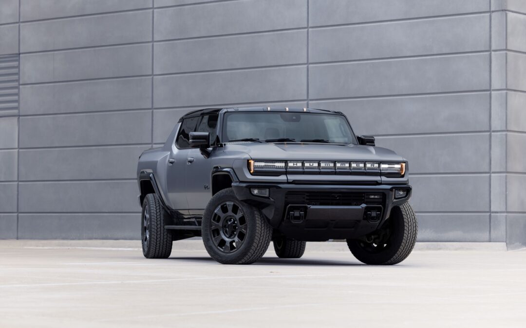 Hummer EV recebe novidades na linha 2026