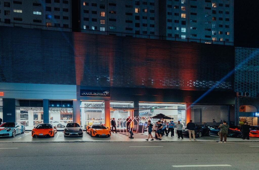McLaren inaugura nova concessionária em São Paulo