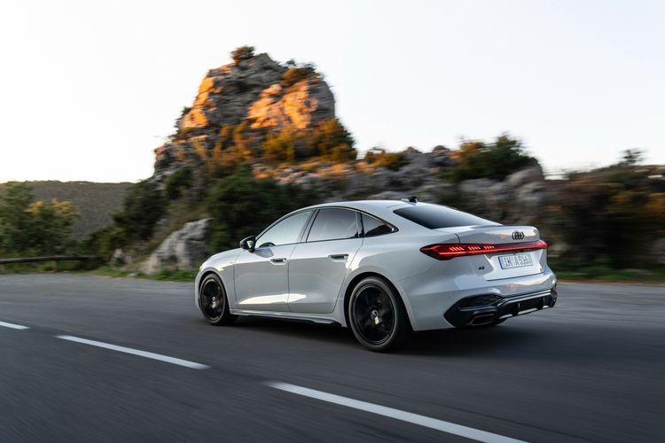 Audi2.jpg