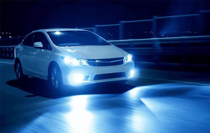Farol-de-led-em-carro-usado-4.jpeg