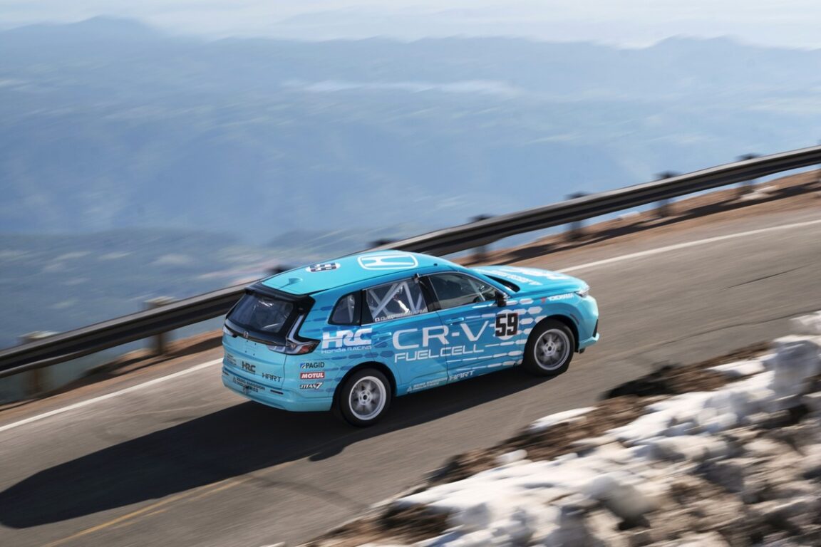 01-2025-Pikes-Peak-Honda-CR-V-Fuel-Cell-1152x768.jpg
