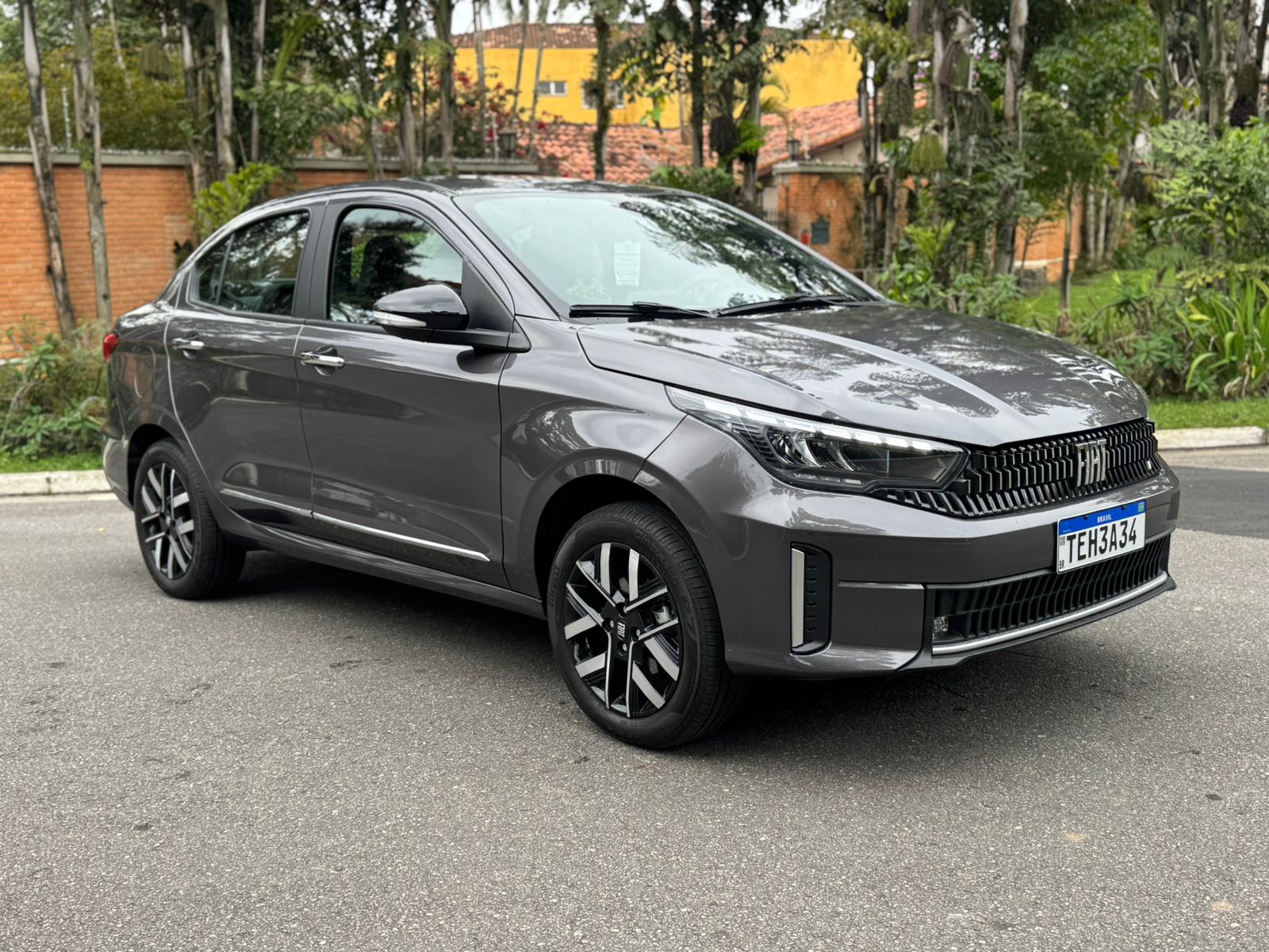 Fiat Cronos Precision 2026: testamos as novidades do sedã compacto