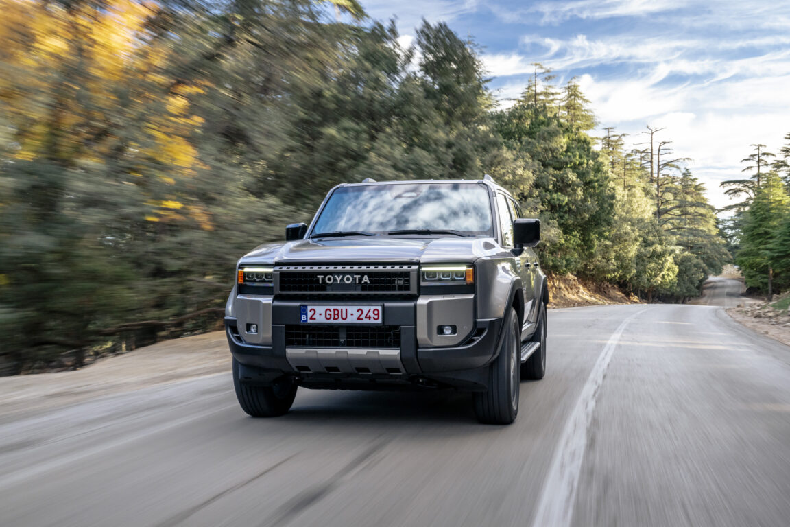 Toyota apresenta sistema MHEV de 48V para o Land Cruiser na Europa