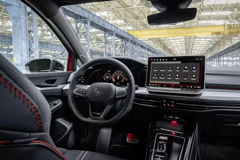 VW-Golf-GTI-50-anos-1.jpeg