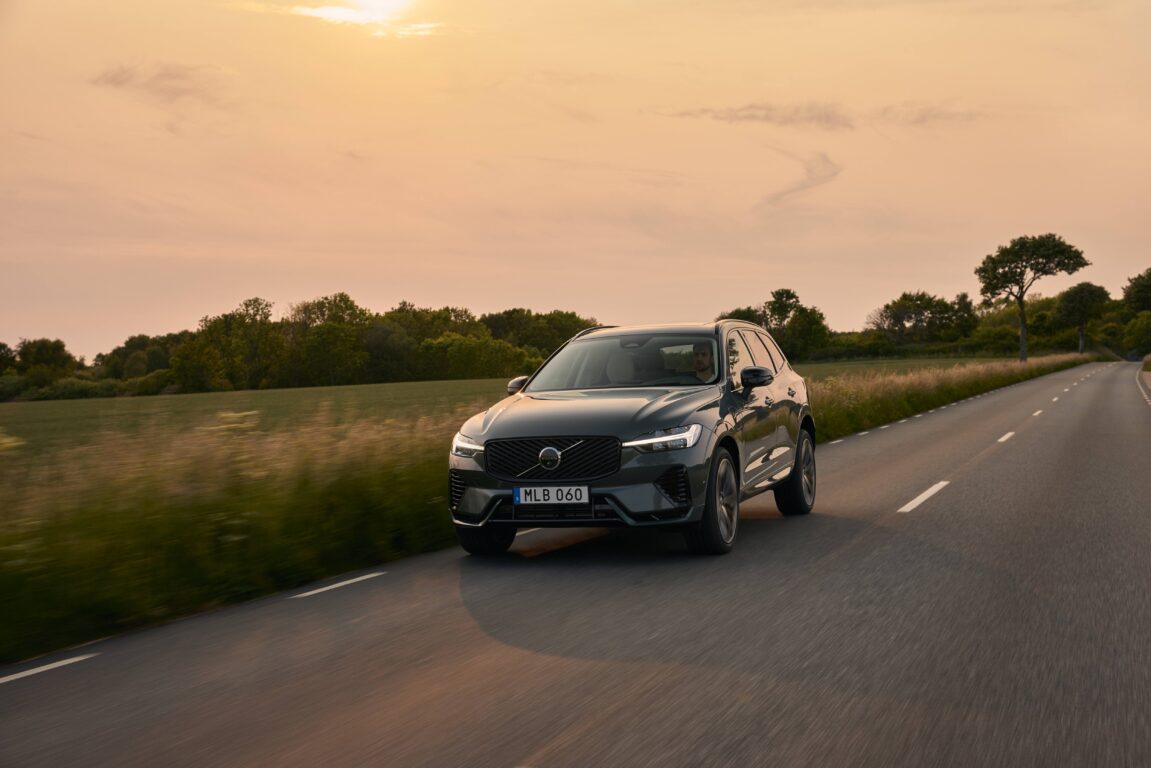 351373_The_XC60_overtakes_the_240_to_become_Volvo_s_best-seller-1151x768.jpg