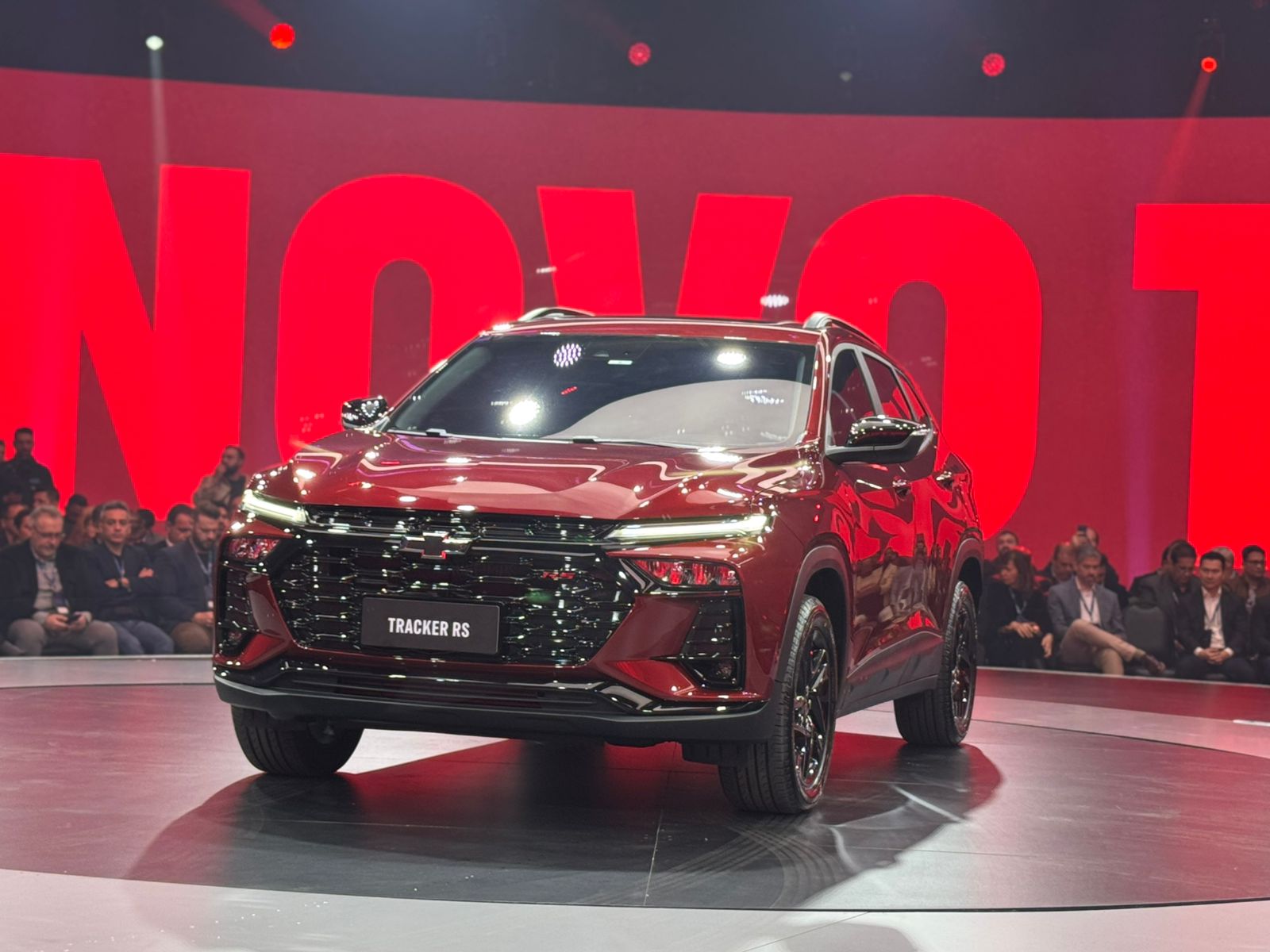 Chevrolet Tracker 2026 fica com jeitão de Equinox elétrico e parte de R$ 119,9 mil; veja preços