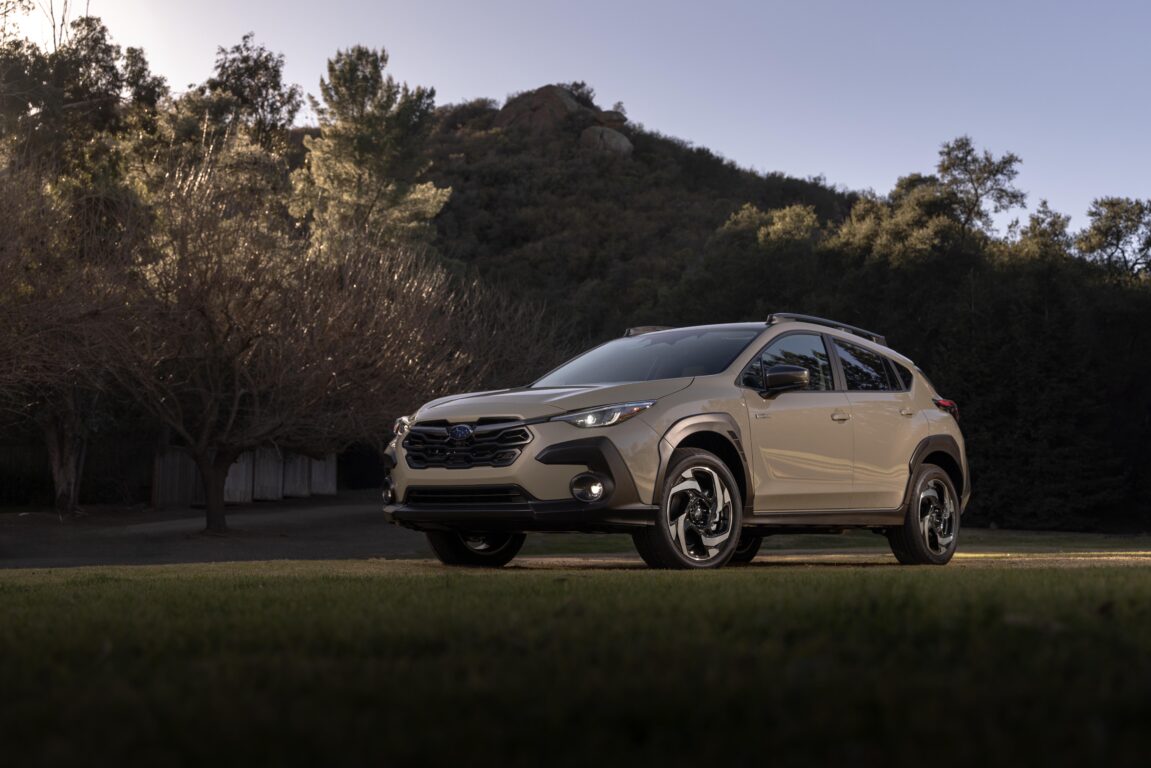 Subaru apresenta linha 2026 do Crosstrek com nova versão híbrida nos EUA