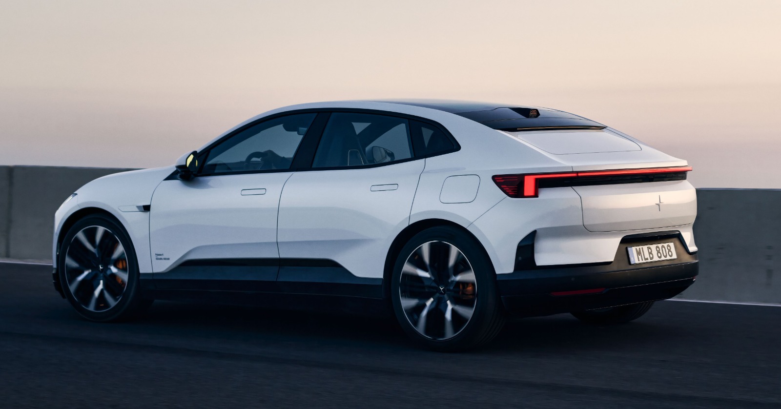 Polestar 4 recebe prêmio de design