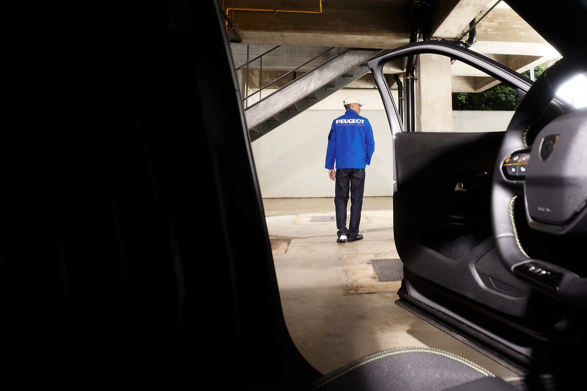 Peugeot e Piet lançam coleção que conecta moda e design automotivo