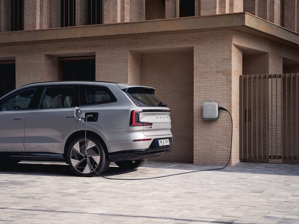 volvo-ex90-1-1024x768.jpeg
