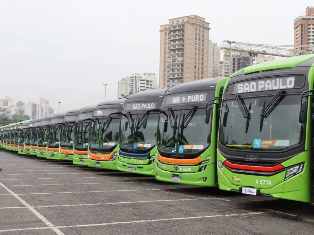 São Paulo amplia frota elétrica com 110 novos ônibus a bateria