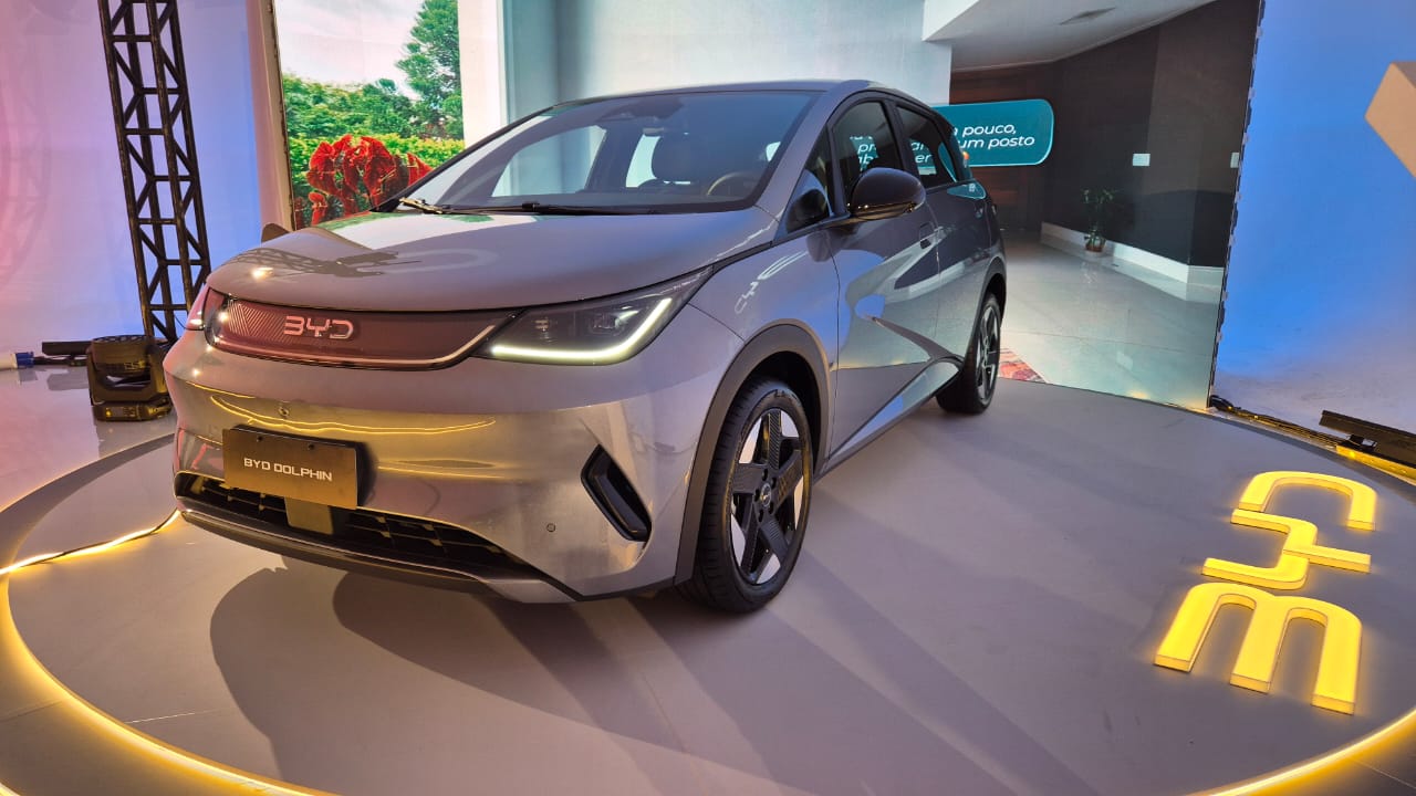 BYD Dolphin Special Edition e Yuan Plus AWD chegam com preço a partir de R$ 159,9 mil